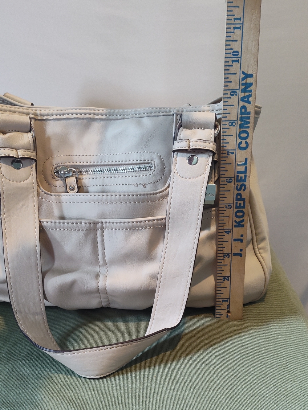 Tyler Rodan, Shell Color, LG Satchel - Picture 4 of 9